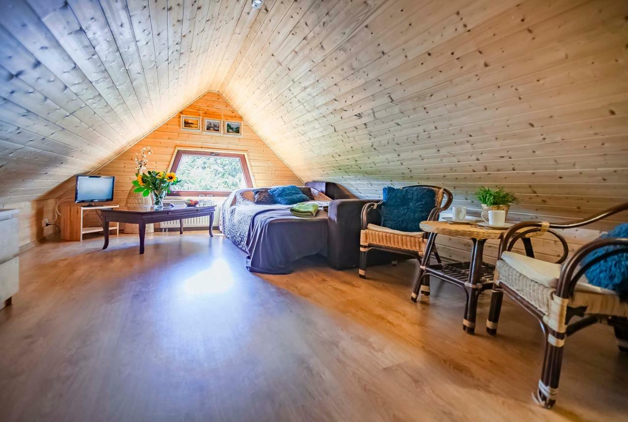 Lesniczowka Wiezyca I Domki Szymbark  Bagian luar foto